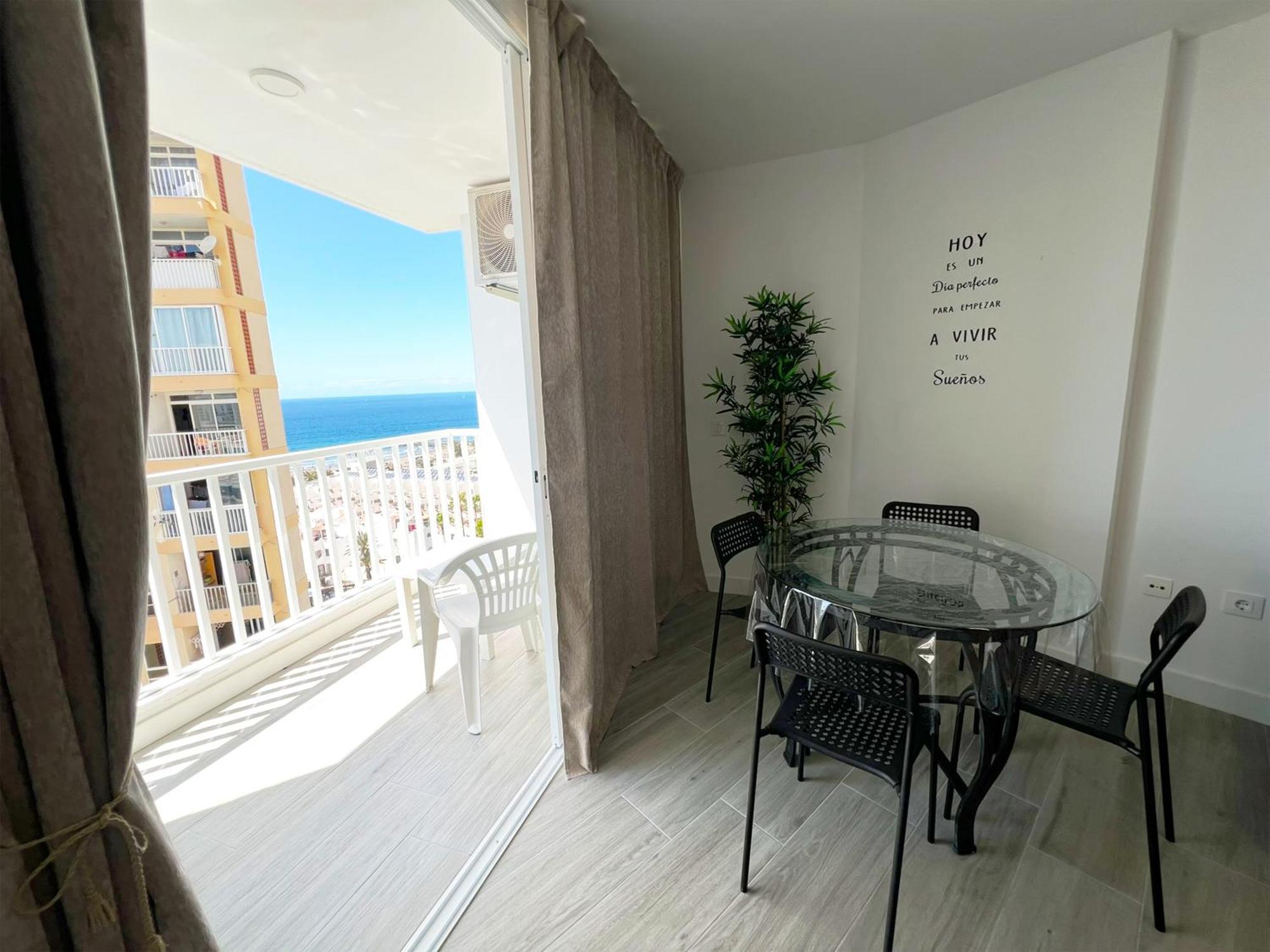 Frente Mar, Playa De Americas Apartamento